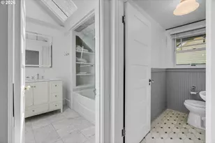 128 SE Cesar E Chavez Blvd, Portland, OR 97214 - Photo 30
