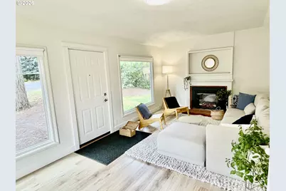 5901 SE Flavel Dr, Portland, OR 97206 - Photo 2
