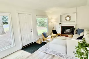 5901 SE Flavel Dr, Portland, OR 97206 - Photo 2