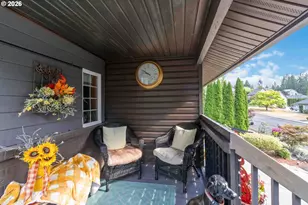 209 W Beacon Hill Dr, Longview, WA 98632 - Photo 6