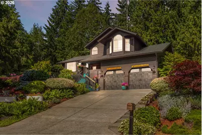 209 W Beacon Hill Dr, Longview, WA 98632 - Photo 2