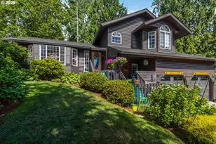 209 W Beacon Hill Dr, Longview, WA 98632 - Photo 4