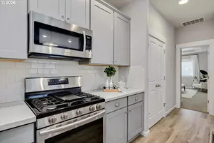 1460 SE 9th Ave, Canby, OR 97013 - Photo 10