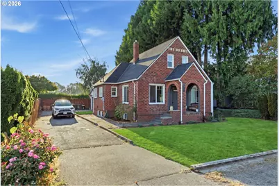 707 3rd St, Woodland, WA 98674 - Photo 2