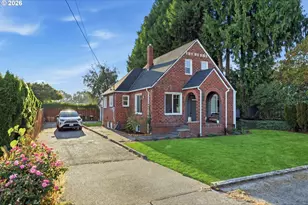 707 3rd St, Woodland, WA 98674 - Photo 2