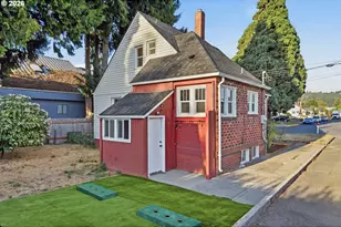 707 3rd St, Woodland, WA 98674 - Photo 46