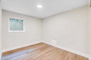 446 NE Cook St, Portland, OR 97212 - Photo 32