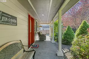 997 Krista Ln, Brookings, OR 97415 - Photo 8