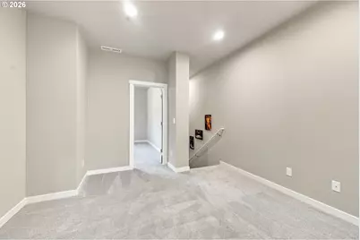 170 SW Lancaster Ct, Troutdale, OR 97060 - Photo 36