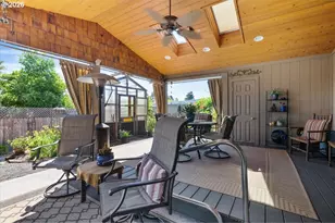 210 S 2nd St, Carlton, OR 97111 - Photo 34