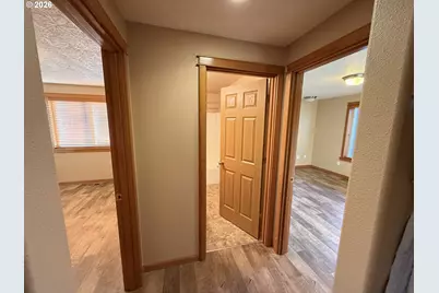 210 S 2nd St, Carlton, OR 97111 - Photo 30