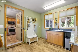 210 S 2nd St, Carlton, OR 97111 - Photo 20