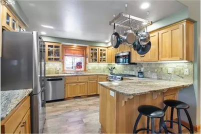 210 S 2nd St, Carlton, OR 97111 - Photo 14