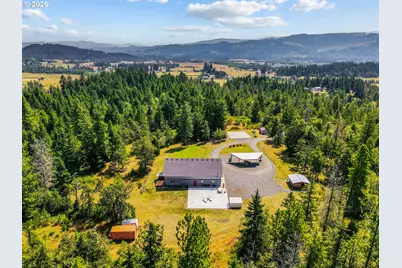 82056 Mahr Ln, Creswell, OR 97426 - Photo 32