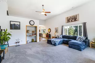 82056 Mahr Ln, Creswell, OR 97426 - Photo 12