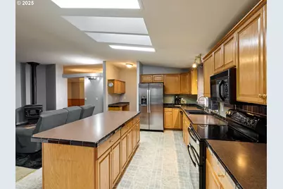 20788 Hazelnut Ridge Rd NE, Scotts Mills, OR 97375 - Photo 12