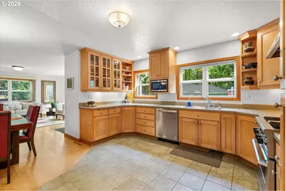 3715 SW Marquam Hill Rd, Portland, OR 97239 - Photo 16
