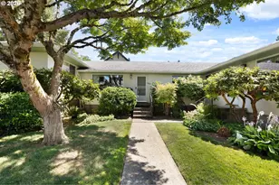 3002 SE Brooklyn St, Portland, OR 97202 - Photo 6