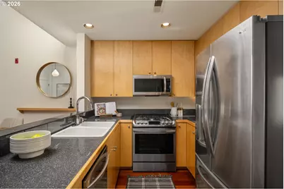 2327 NW Northrup St #3, Portland, OR 97210 - Photo 12