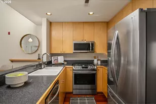 2327 NW Northrup St, Portland, OR 97210 - Photo 12