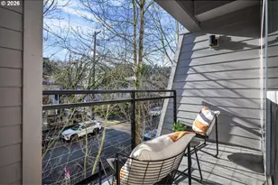 2327 NW Northrup St, Portland, OR 97210 - Photo 20