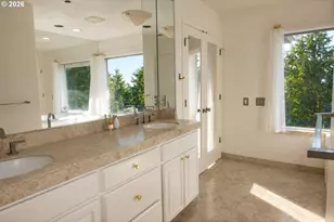 18 Northview Ct, Lake Oswego, OR 97035 - Photo 22