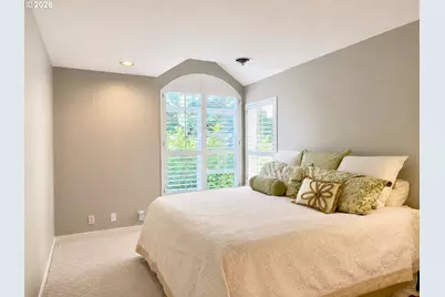 18 Northview Ct, Lake Oswego, OR 97035 - Photo 24