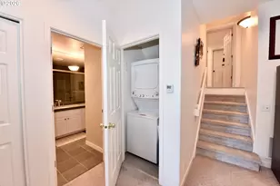 18 Northview Ct, Lake Oswego, OR 97035 - Photo 40