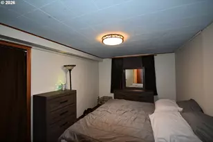 724 E 14th St, The Dalles, OR 97058 - Photo 26