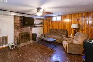 724 E 14th St, The Dalles, OR 97058 - Photo 20