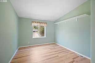 827 NE Woodard Ave, Castle Rock, WA 98611 - Photo 20