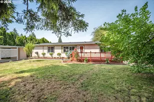 827 NE Woodard Ave, Castle Rock, WA 98611 - Photo 26