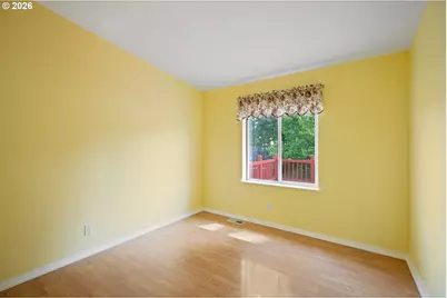 827 NE Woodard Ave, Castle Rock, WA 98611 - Photo 22