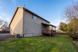 35056 Whitetail Ave, Saint Helens, OR 97051 - Photo 10