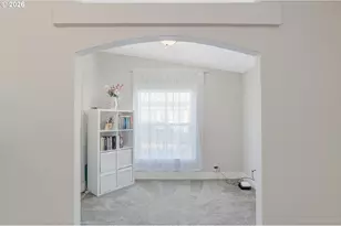 1015 Oak St, Silverton, OR 97381 - Photo 16