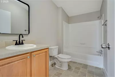 1015 Oak St #74, Silverton, OR 97381 - Photo 24