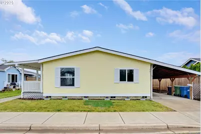 1015 Oak St #74, Silverton, OR 97381 - Photo 2