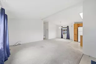2150 Laura St, Springfield, OR 97477 - Photo 6