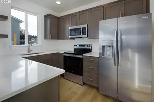 1676 Tucker Rd, Hood River, OR 97031 - Photo 4