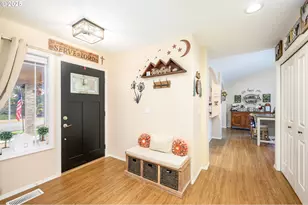 2753 NW Pinot Noir Dr, McMinnville, OR 97128 - Photo 6