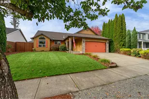 2753 NW Pinot Noir Dr, McMinnville, OR 97128 - Photo 2