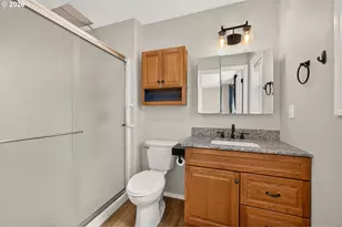 2753 NW Pinot Noir Dr, McMinnville, OR 97128 - Photo 28