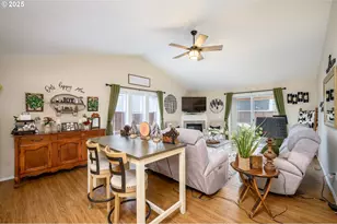 2753 NW Pinot Noir Dr, McMinnville, OR 97128 - Photo 14