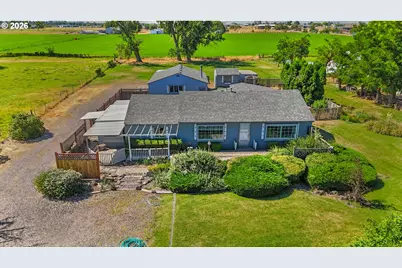 29538 Bridge Rd, Hermiston, OR 97838 - Photo 1
