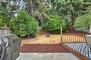 7525 SE Eldorado St, Milwaukie, OR 97267 - Photo 42