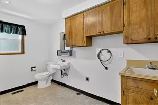 3624 Hermosa Ct NE, Salem, OR 97305 - Photo 14