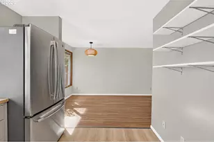 14190 SW 6th St, Beaverton, OR 97005 - Photo 16