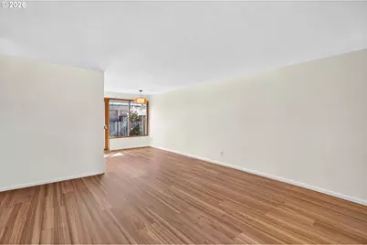 14190 SW 6th St, Beaverton, OR 97005 - Photo 8