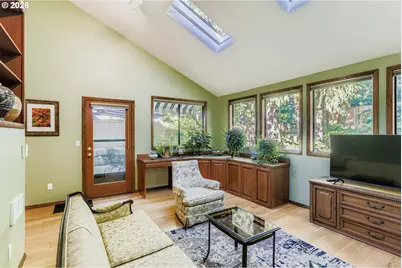 10135 SW Riverwood Ln, Portland, OR 97224 - Photo 16