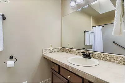 10135 SW Riverwood Ln, Portland, OR 97224 - Photo 22